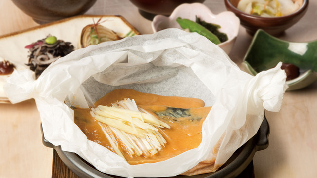 鯖の味噌煮と4種のお惣菜定食